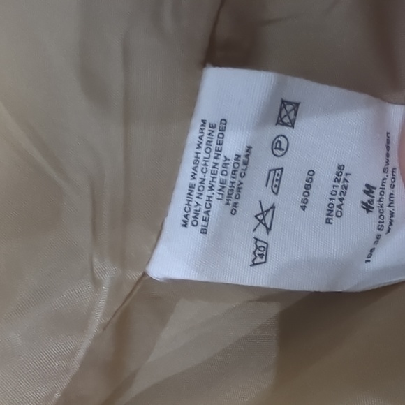 H&M Beige Blazer Size 8 - Picture 4 of 4